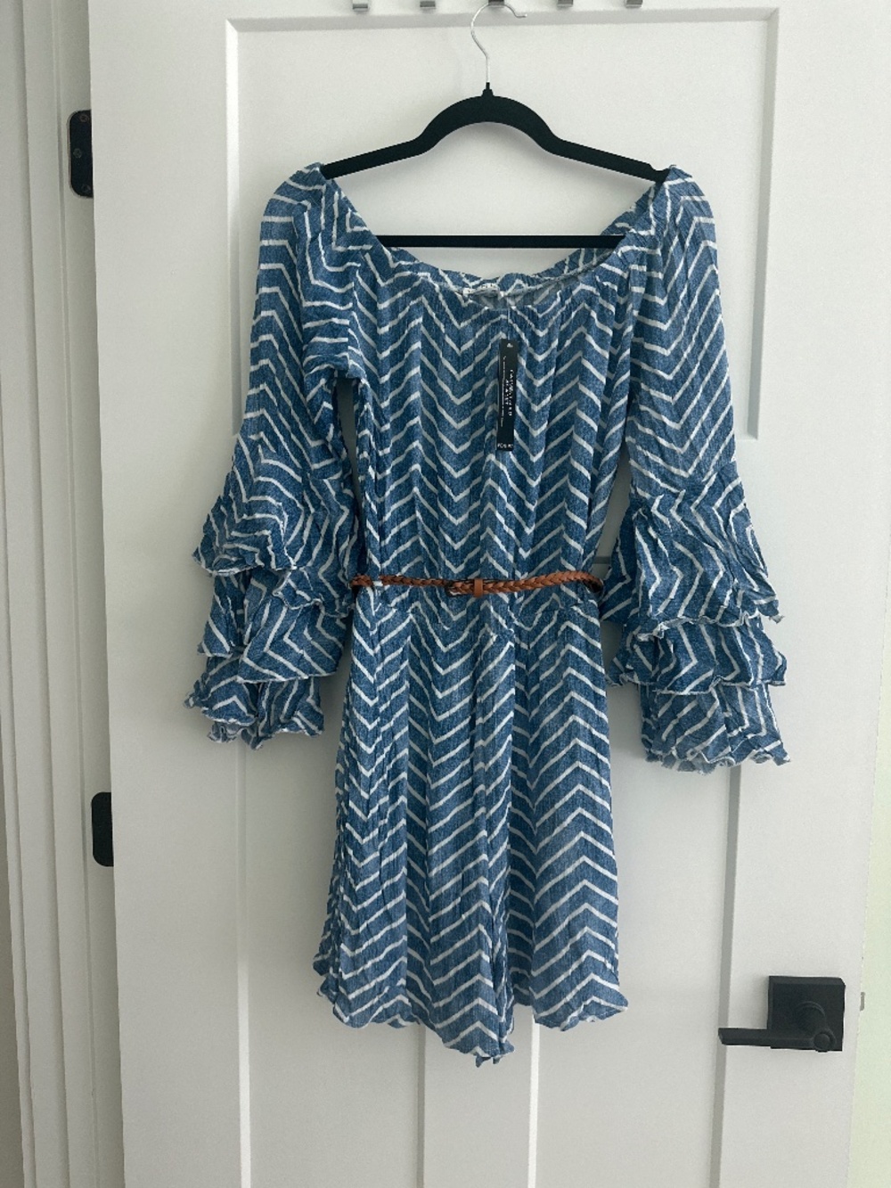 Venus shorts jumpsuit with belt
